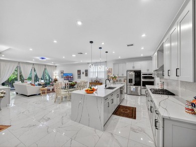 Impeccably maintained and barely lived in, this 2-year-old - photo 7