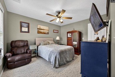 Welcome to this beautifully updated 4-bedroom, 2.5-bath home - photo 20