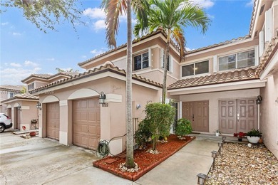 (private lake, pond, coastal) Townhome/Townhouse For Sale in Pembroke Pines Florida