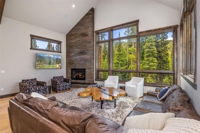 This spectacular 6-bedroom, 6-bathroom mountain modern residence - photo 2
