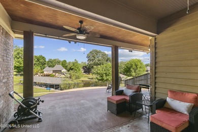Waterfront home on a large lot in Lake Caroline, complete with a - photo 24