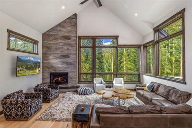 This spectacular 6-bedroom, 6-bathroom mountain modern residence - photo 10