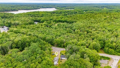 Bring your vision and your toolbox--this property is ready for - photo 3