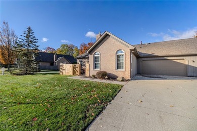 Lake Erie - Lake County Condo For Sale in Mentor on The Lake Ohio