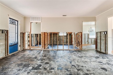 STEPS FROM THE BEACH AND READY FOR YOUR VISION. Rare opportunity - photo 22