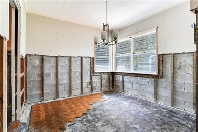 STEPS FROM THE BEACH AND READY FOR YOUR VISION. Rare opportunity - photo 23