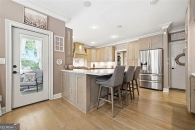 Welcome to luxury living in the prestigious Towne Lake Hills - photo 25