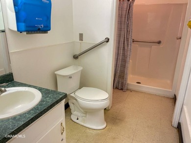 Click our 3D TOUR link! Great price on this versatile property