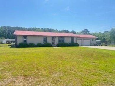Lake Home For Sale in Summerton, South Carolina