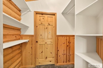 A rare opportunity to own one of Island Park's premier legacy - photo 31