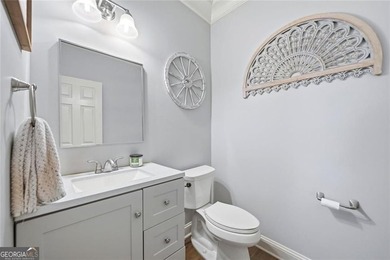 Welcome to luxury living in the prestigious Towne Lake Hills - photo 33