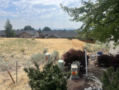 (private lake, pond, creek) Lot For Sale in Klamath Falls Oregon