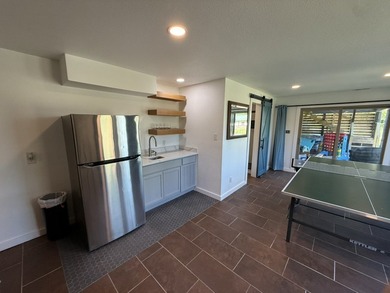 Lake Front!!! Turnkey House - Sold furnished with everything - photo 12