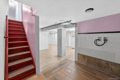 Welcome to this spacious and well-maintained 2-bedroom brick - photo 13