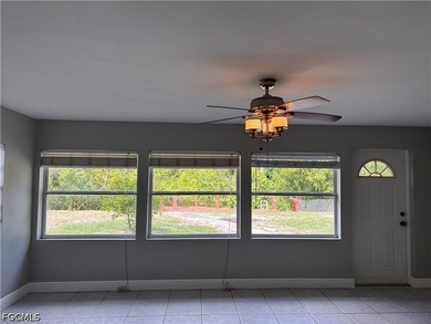 Located on an OVERSIZED GULF ACCESS LOT is this updated, ready - photo 18