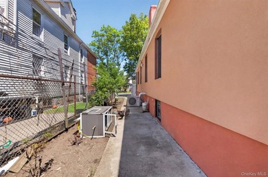 Welcome to this spacious and well-maintained 2-bedroom brick - photo 20