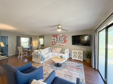 Lake Front!!! Turnkey House - Sold furnished with everything - photo 23