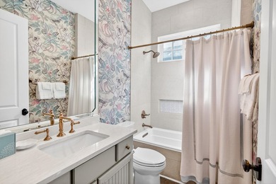 Experience the quintessential Florida lifestyle in this - photo 24