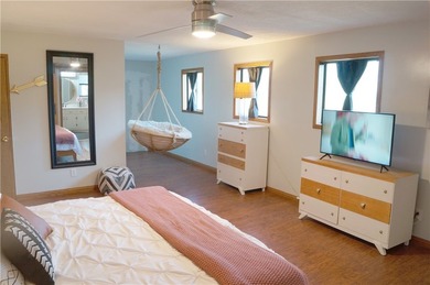 Lake Front!!! Turnkey House - Sold furnished with everything - photo 25