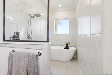 Luxury Living with Breathtaking Views in Mystic Shores Nestled - photo 28