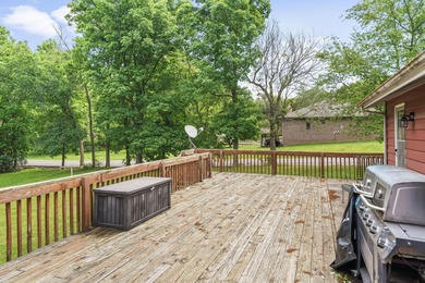 4595 E Farm Road 136, Springfield, MO 65809. TRUSTEE'S SELLING