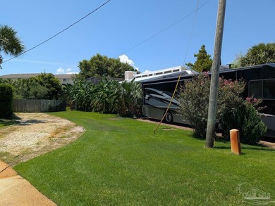 Located in Villa Sabine Subdivision on a large corner lot with - photo 43