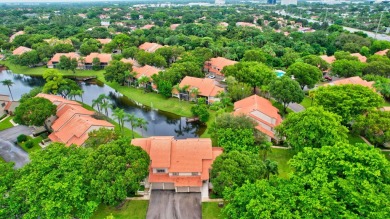 Lake Condo For Sale in Boca Raton, Florida