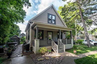 Additional listing photo 1