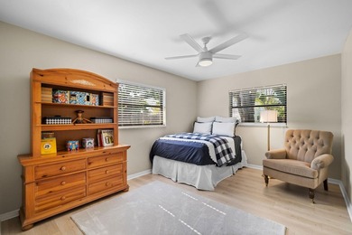 Priced to Sell! This is your Opportunity in Jacaranda Country - photo 26
