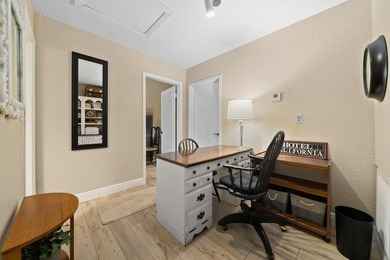 Priced to Sell! This is your Opportunity in Jacaranda Country - photo 31