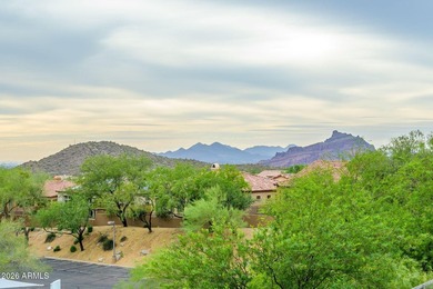 STUNNING VIEWS OF THE ENTIRE VALLEY!! Situated in a quaint - photo 34