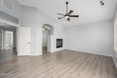 STUNNING VIEWS OF THE ENTIRE VALLEY!! Situated in a quaint - photo 43
