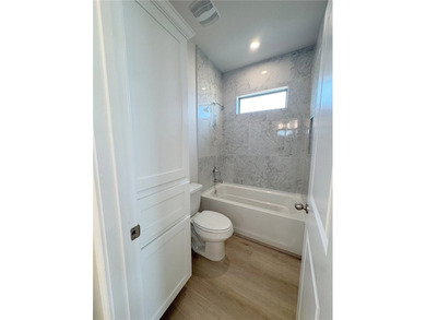 Welcome to 8174 Luz de Luna, a beautifully designed home - photo 10