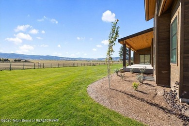 Discover elevated mountain living in this brand-new custom home - photo 12