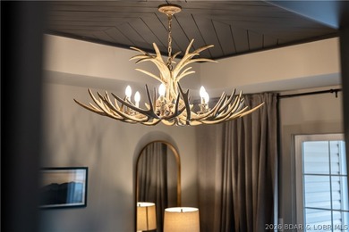 Stunning remodeled top-floor condo in a prime Lake Ozark - photo 19