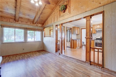 Welcome to 184 Bennett Avenue - A Beautifully Updated Ranch with - photo 19