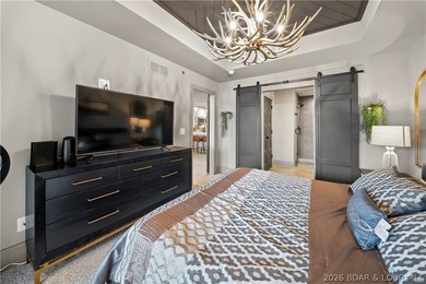 Stunning remodeled top-floor condo in a prime Lake Ozark - photo 21