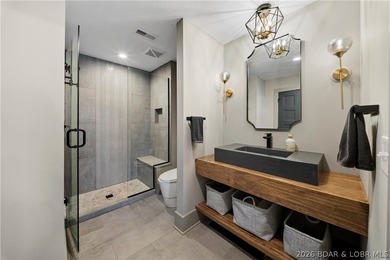 Stunning remodeled top-floor condo in a prime Lake Ozark - photo 23