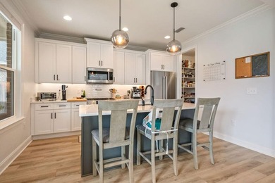 Located in beautiful Valparaiso, Florida -- a charming home - photo 23