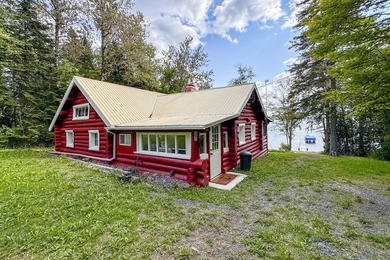 This Recently Updated Seasonal Cottage offers Plenty of Privacy - photo 4