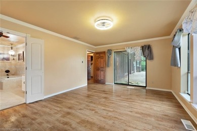 Welcome home to 1808 Bramble Brae, where comfort meets classic - photo 25