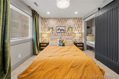 Stunning remodeled top-floor condo in a prime Lake Ozark - photo 26