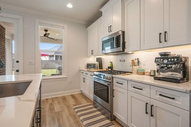 Located in beautiful Valparaiso, Florida -- a charming home - photo 26