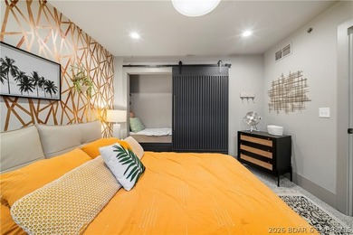 Stunning remodeled top-floor condo in a prime Lake Ozark - photo 28