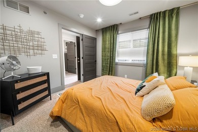 Stunning remodeled top-floor condo in a prime Lake Ozark - photo 29