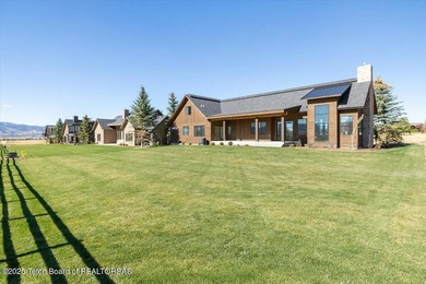 Discover elevated mountain living in this brand-new custom home - photo 29