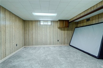Welcome to 184 Bennett Avenue - A Beautifully Updated Ranch with - photo 31
