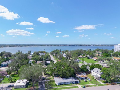 Lake Howard Home For Sale in Winter Haven Florida