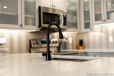 Stunning remodeled top-floor condo in a prime Lake Ozark - photo 32
