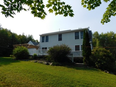 Custom built Cape that's hidden on 5.56 acres! Long driveway for - photo 3